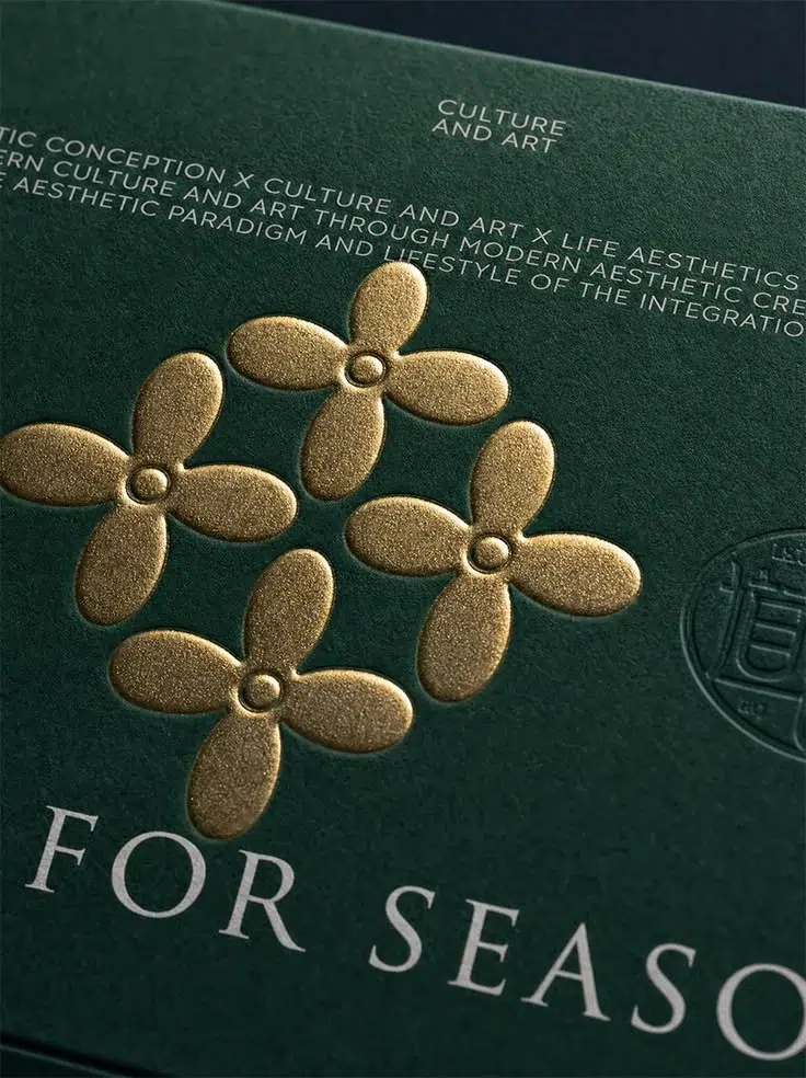 We design skincare packaging that feels premium without losing the clarity, trust, and product understanding customers need before they buy.